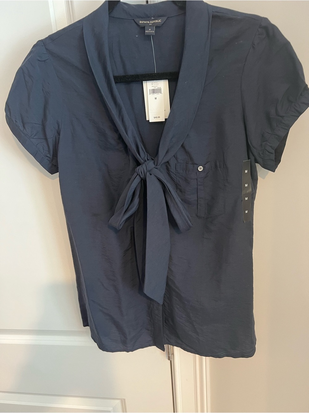 NWT Banana Republic Navy Tie-Neck Short Sleeve Blouse